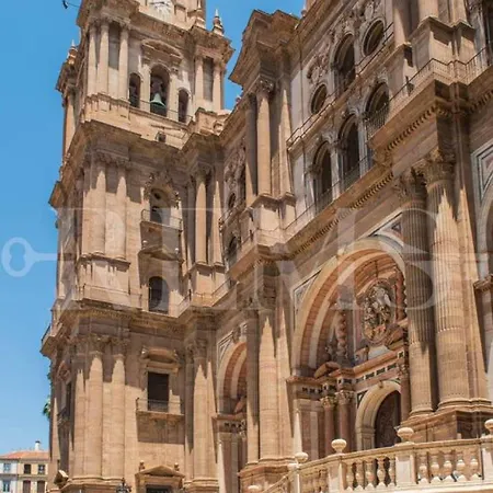 Inviting Apartment In Historic Center By Rems Malaga Exterior photo